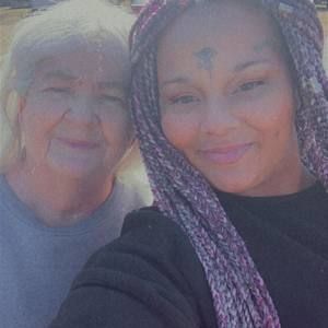 Meet your Posher, Ann